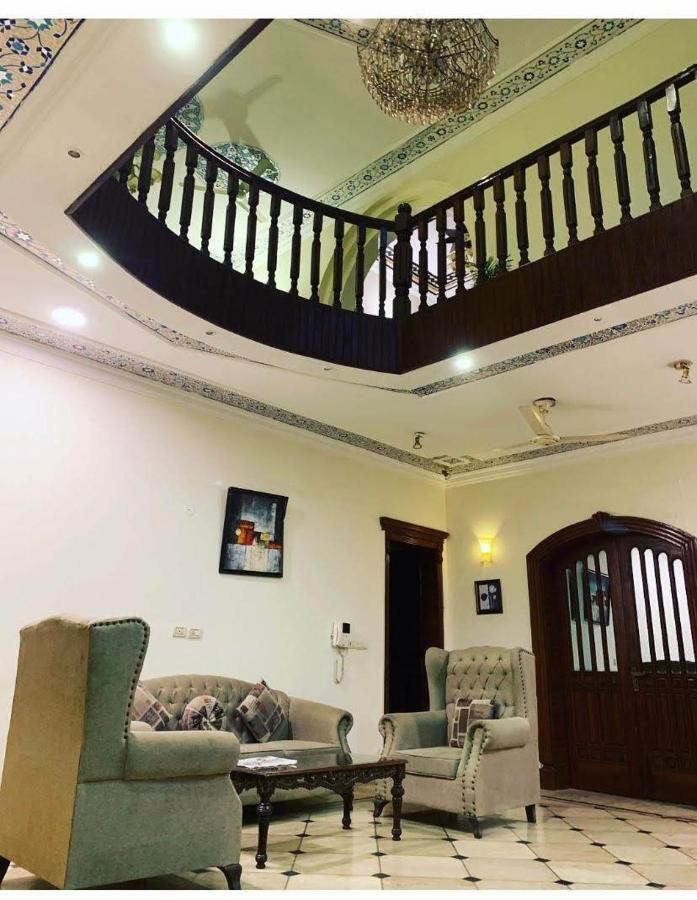 Executive Galaxy Guest House Islamabad Exteriör bild